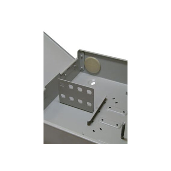 КНз-8-8LC-APC Кросс оптический настенный с замком 275х65х225mm, 8LC(APC), SM, полная комплектация